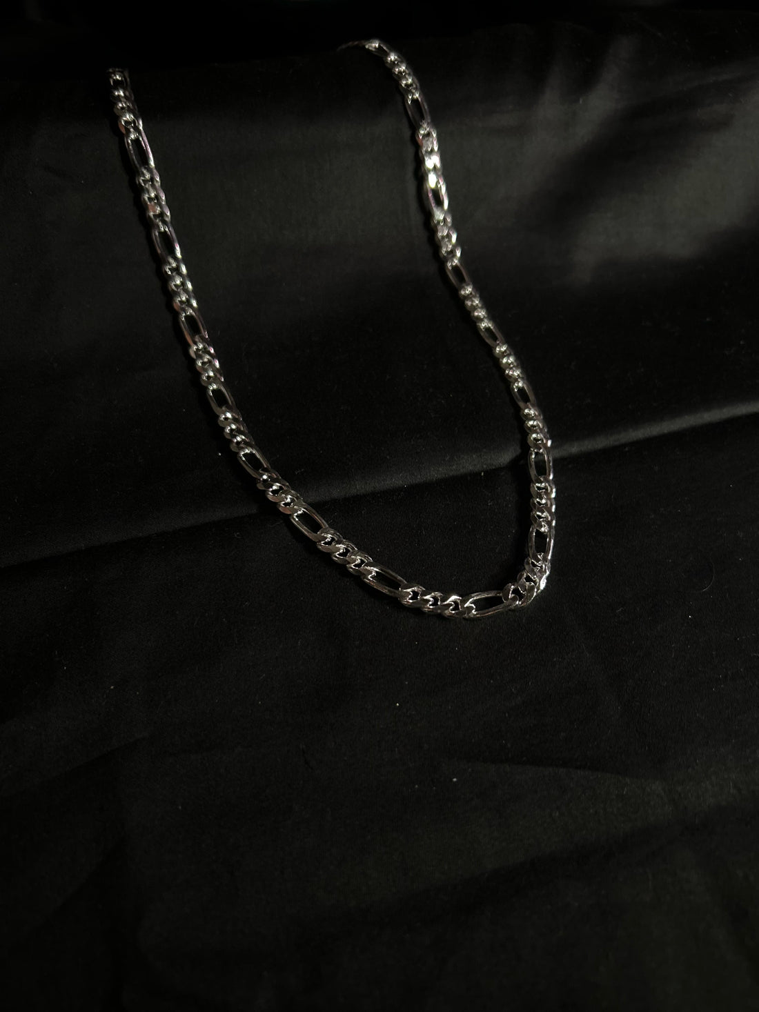 UNISEX FIGARO CHAIN