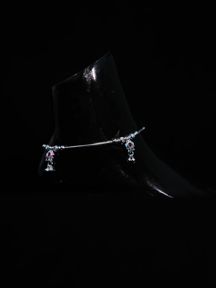 Rounded Hanging Casting Anklet
